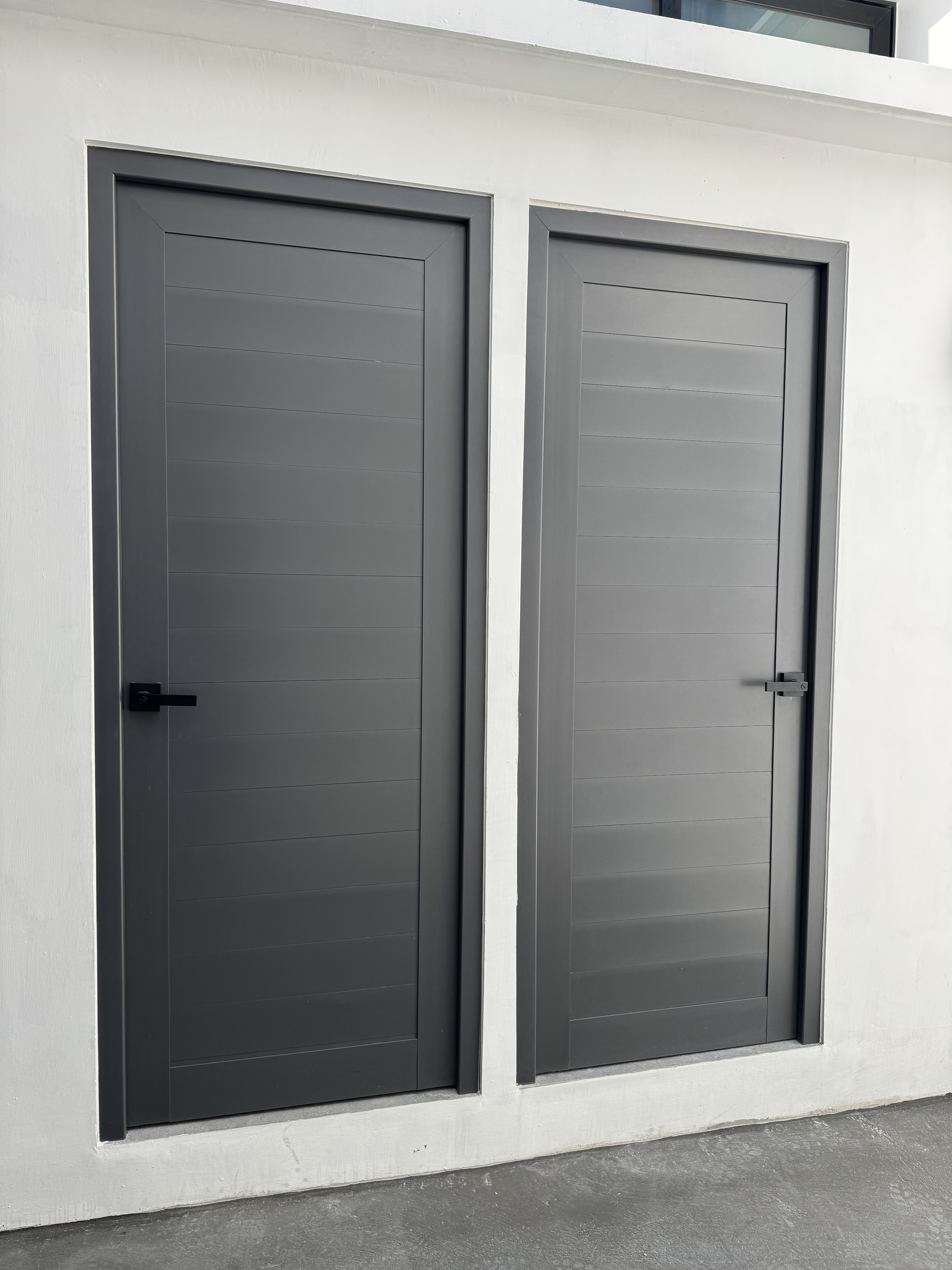 Puerta abatible