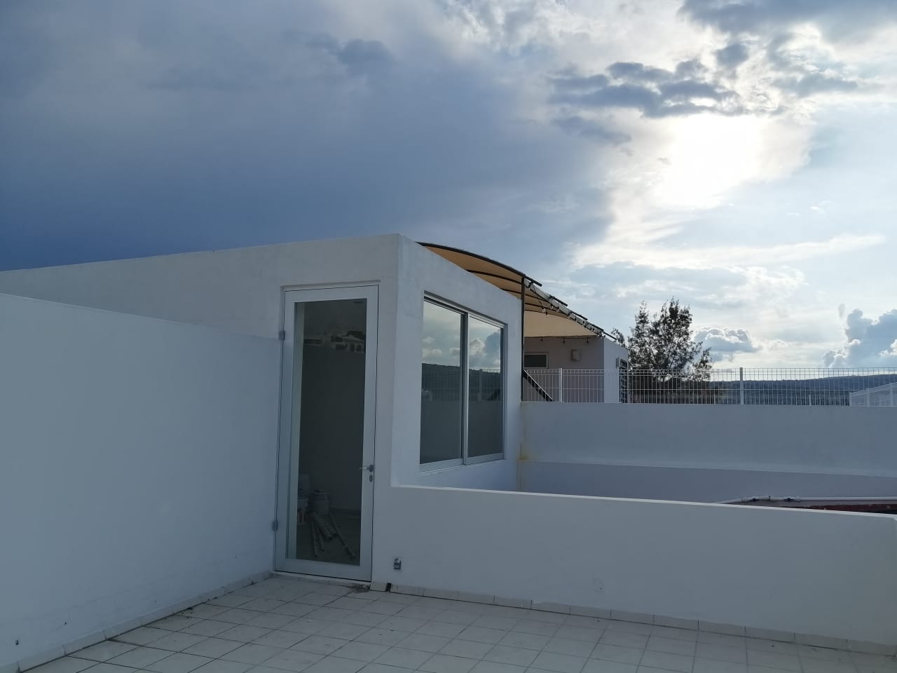 Puerta abatible